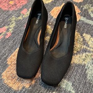 VIVAIA Black Women's Flats